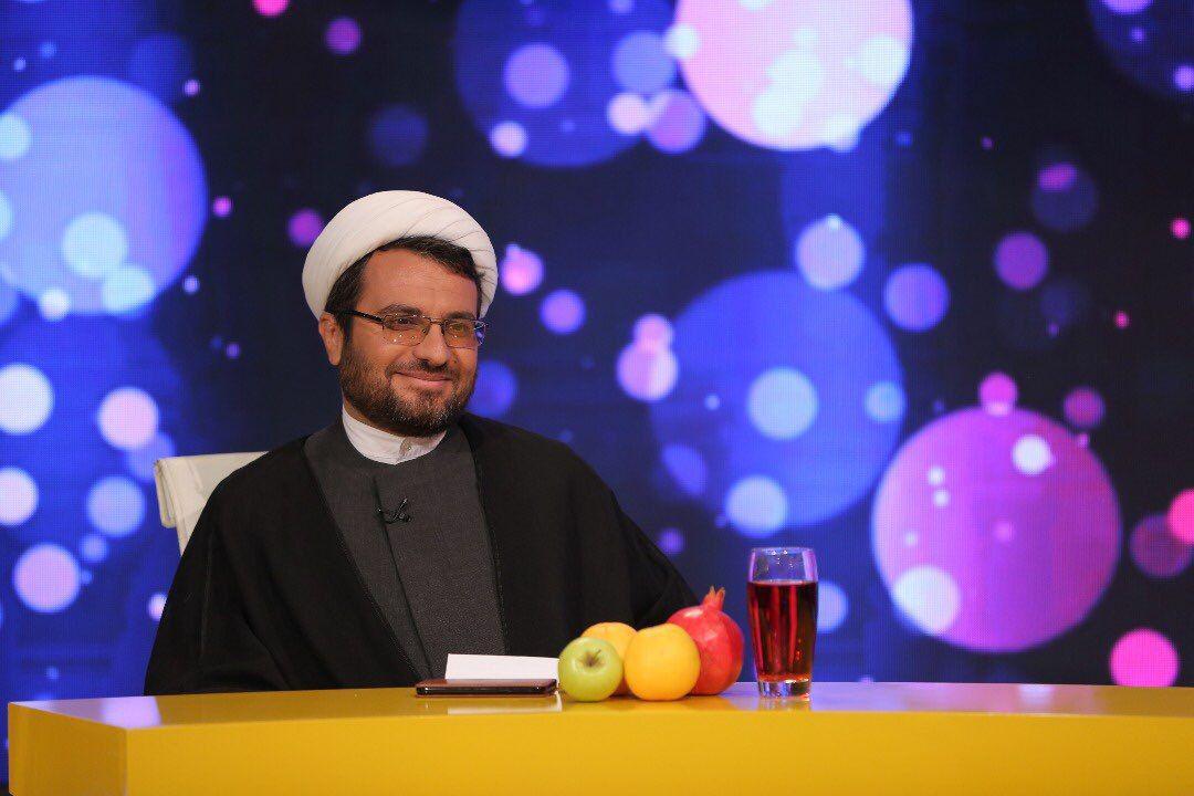 خلاقیت کودکان روستا را با قصه و بازی شکوفا میکنم خلاقیت کودکان روستا را با قصه و بازی شکوفا میکنم