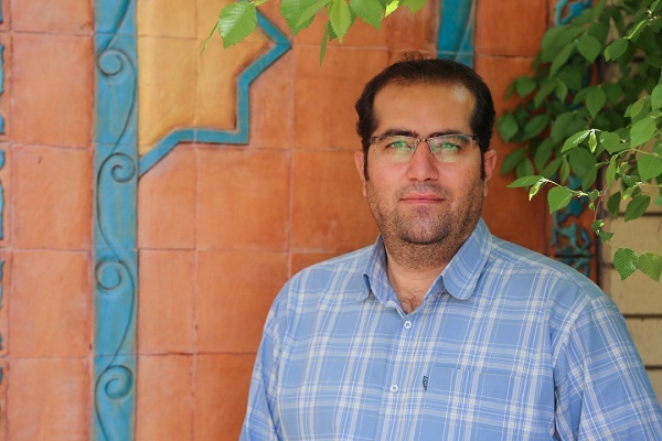 تئاتر هنری &laquo;اندیشه ساز و بدون مرز&raquo; است