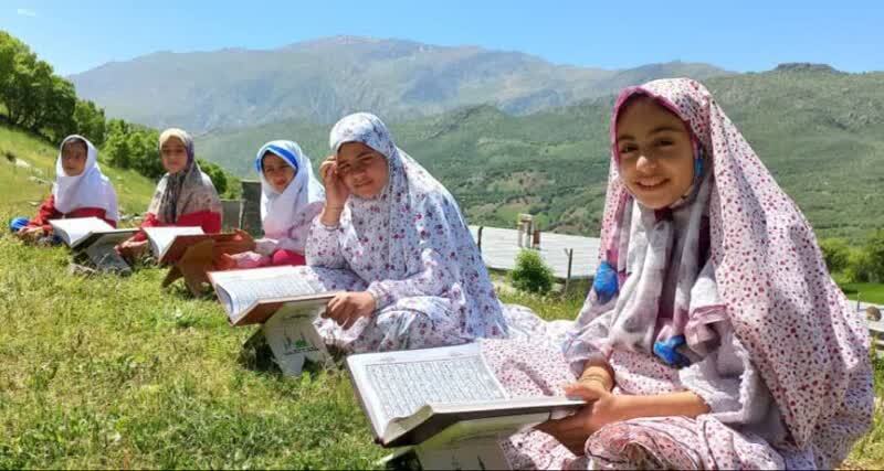 اردوهای قرآنی ابتکار ماموستای روستای تازهآباد برای مانوس شدن نوجوانان با قرآن اردوهای قرآنی ابتکار ماموستای روستای تازهآباد برای مانوس شدن نوجوانان با قرآن