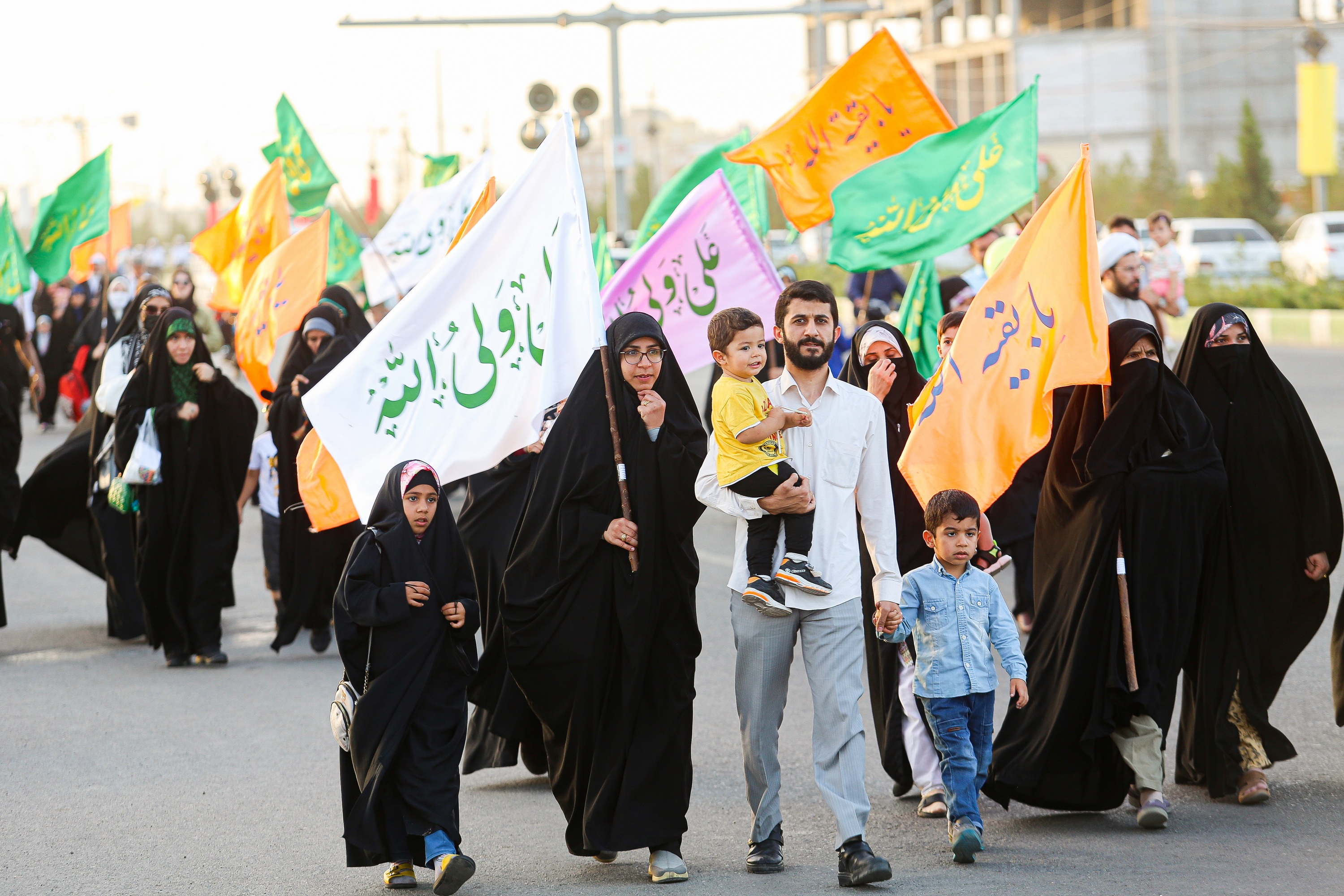 شادپیمایی ۷ کیلومتری از حرم حضرت معصومه(س) تا مسجد مقدس جمکران شادپیمایی ۷ کیلومتری از حرم حضرت معصومه(س) تا مسجد مقدس جمکران