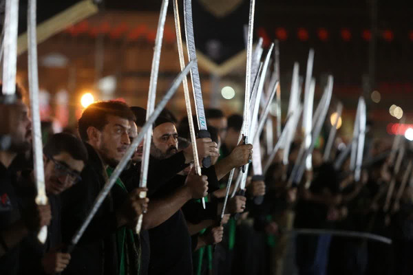 آیین «مشق شمشیر» نجفی‌های مقیم قم