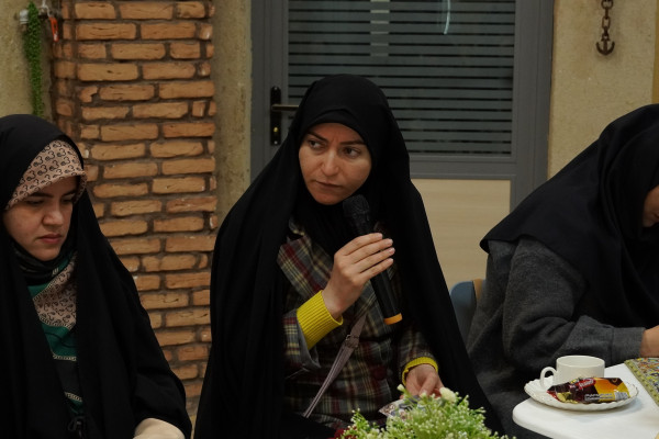 نشست صمیمی سرپرست اداره کل تبلیغات اسلامی همدان با اصحاب رسانه