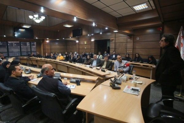 کارگاه آموزشی سواد رسانه درهمدان