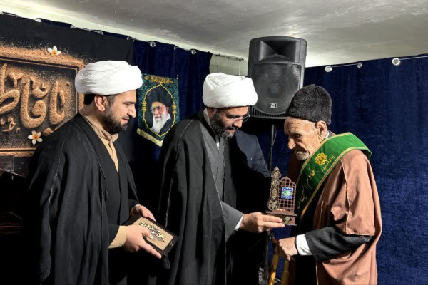 تکریم پیرغلام حسینی در خرم‌آباد