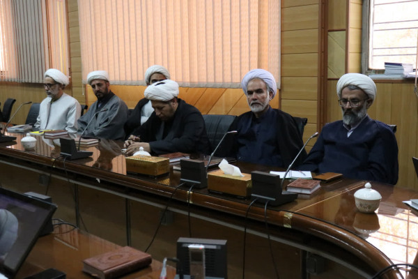 نشست تخصصی «عملیات زندگی با آیه‌ها» استان همدان 1404