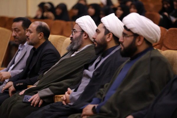 همایش ستایشگران و مداحان اهل البیت(ع) استان کرمان برگزار شد.