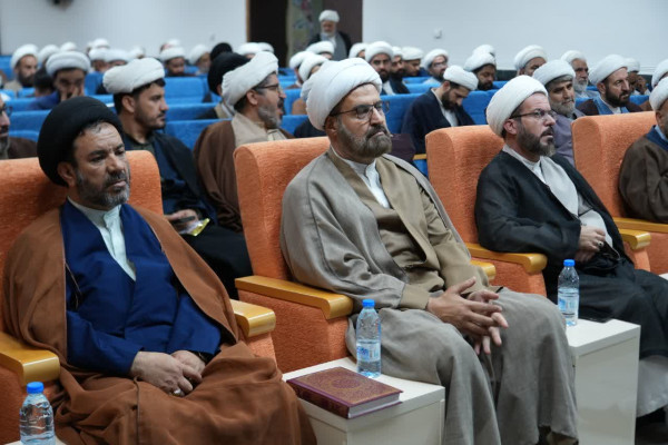 بازخوانی پیام امام شهید در اجلاسیه حوزه پیشرو و سرآمد لرستان