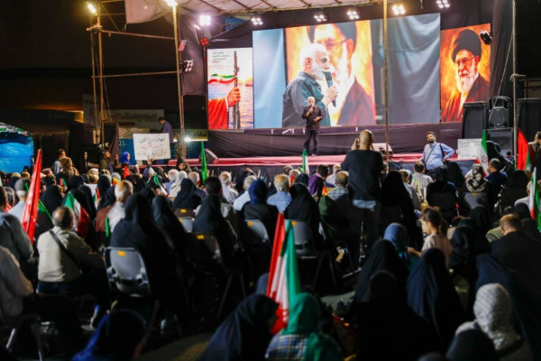 اولین اکران میدانی فیلم سینمایی «نیم‌شب» برگزار شد