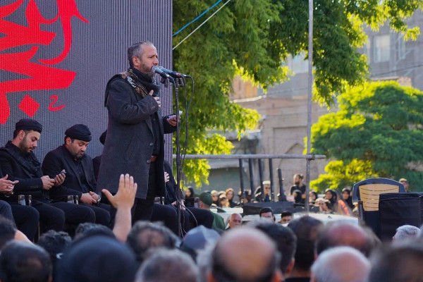 نمایش وفاداری اردبیلی‌ها در اجتماع بزرگ عاشورایی