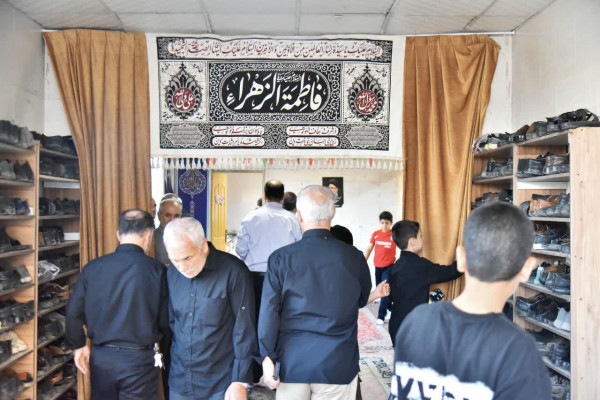 29 سال تداوم چهل صبح زیارت عاشورا در هیئت فاطمیون زنجان
