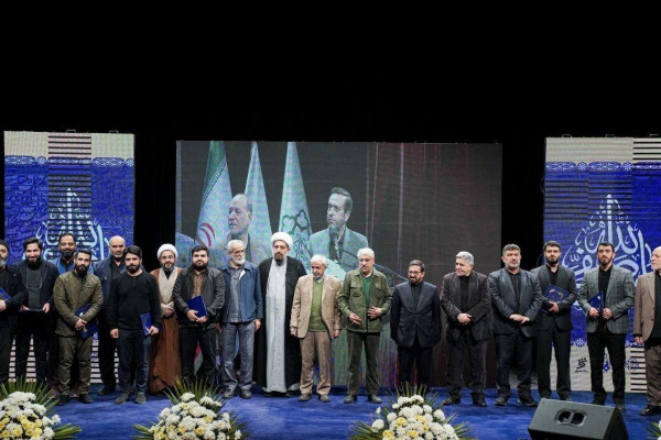 در «هیأت و حماسه» از مداحان و شاعران تجلیل شد